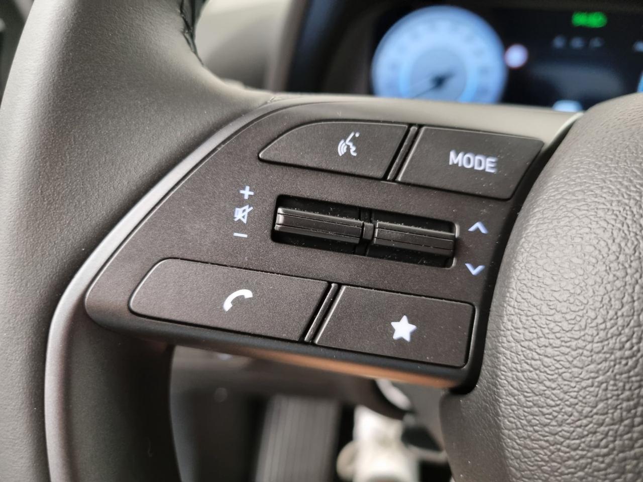 HYUNDAI i20 1.2 MPI MT Connectline - 35