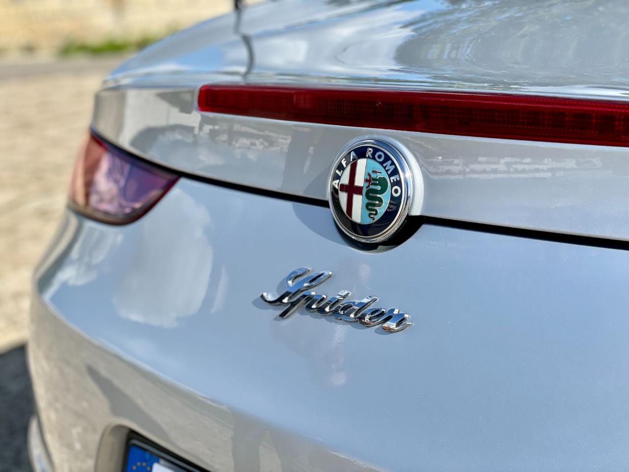 ALFA ROMEO Spider 2.2 JTS Exclusive - 31
