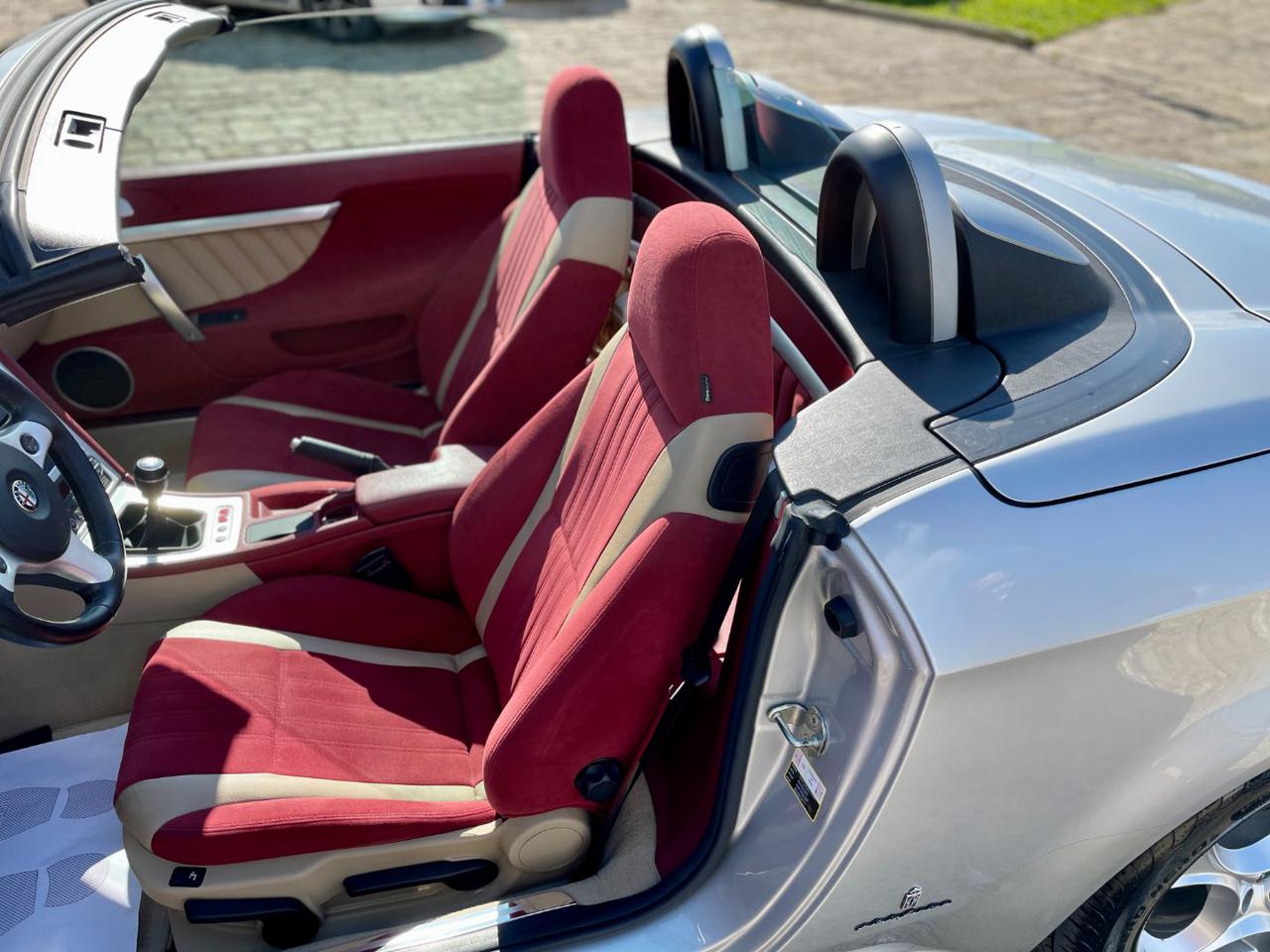 ALFA ROMEO Spider 2.2 JTS Exclusive - 29