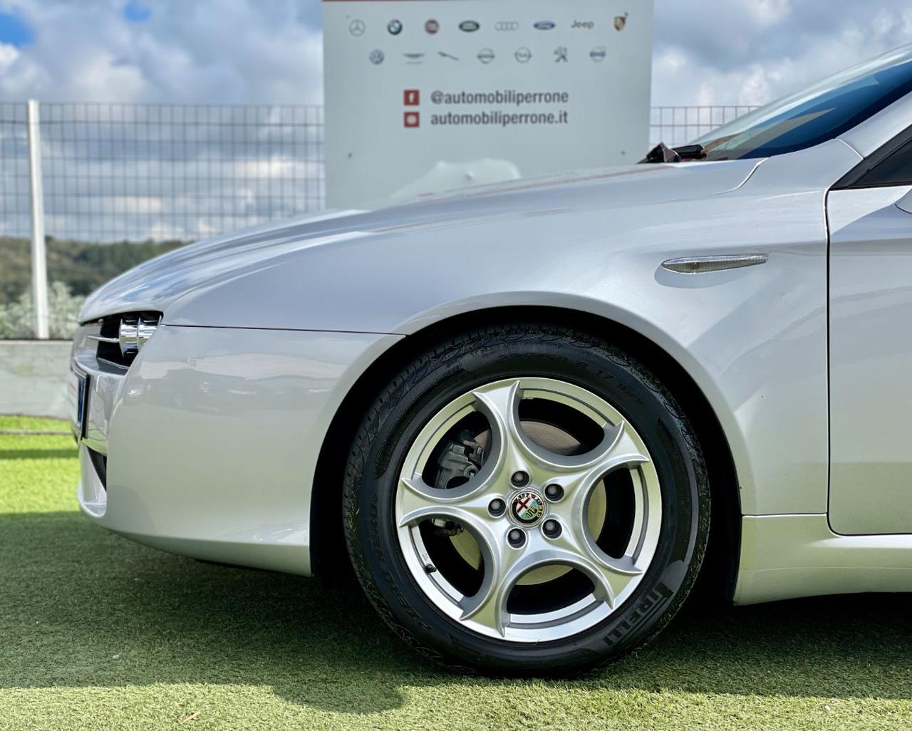 ALFA ROMEO Spider 2.2 JTS Exclusive - 33