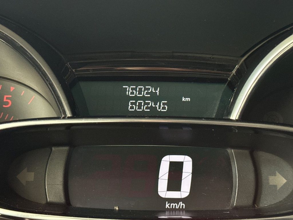 RENAULT Clio dCi 8V 90CV Start&Stop 5 porte Energy Zen - 17