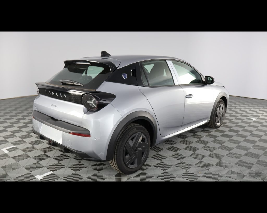 LANCIA Ypsilon Nuova  MHEV serie 1-Nuova  1.2 110cv Ibrida - 4