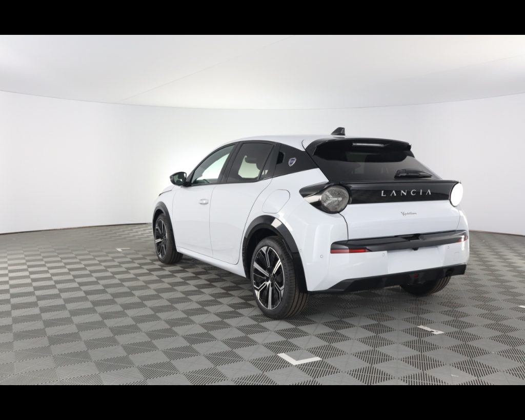 LANCIA Ypsilon Nuova  MHEV serie 1-Nuova  1.2 110cv Ibrida - 10