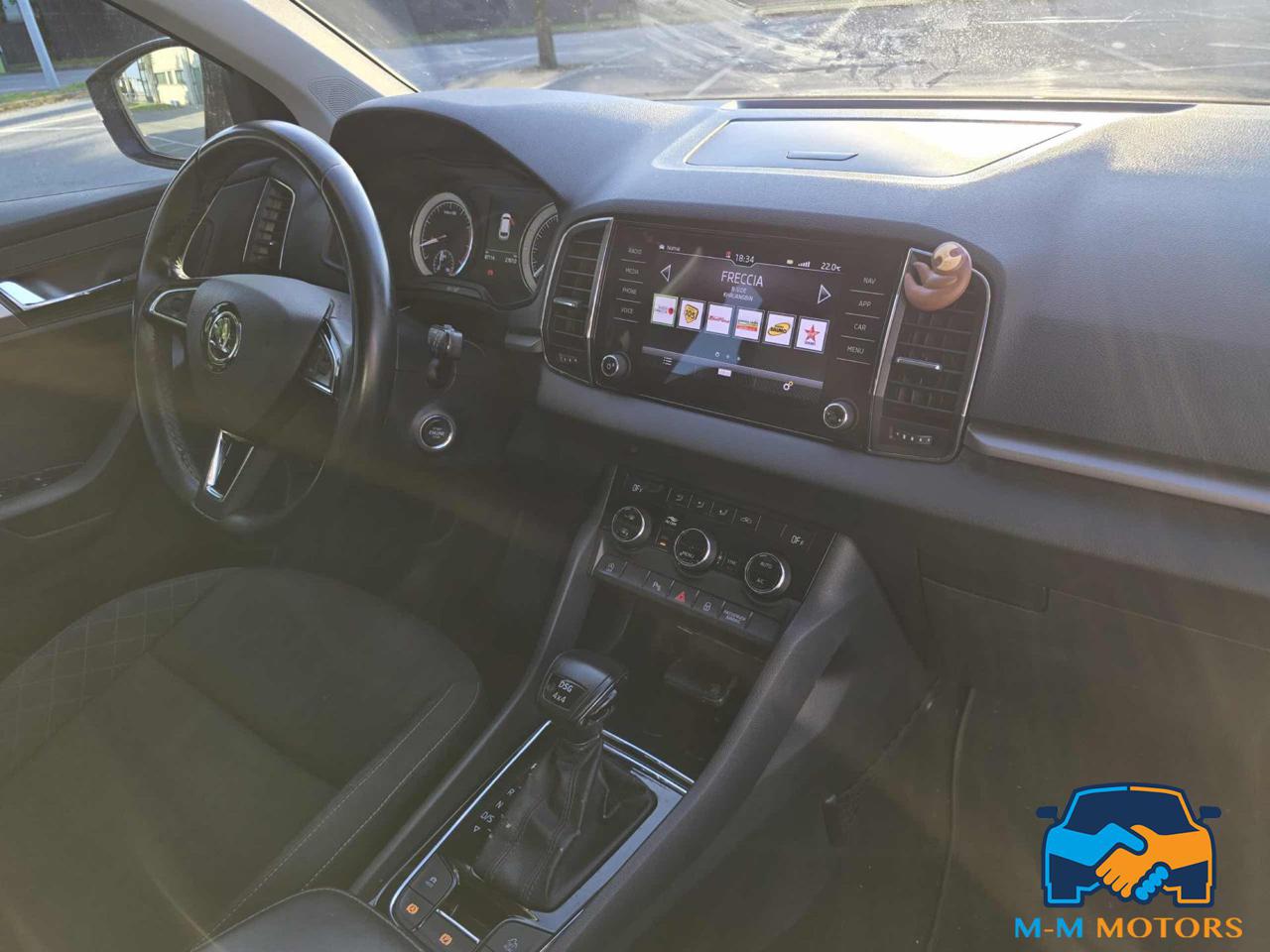 SKODA Karoq 1.5 TSI ACT DSG 4x4 Executive - 18