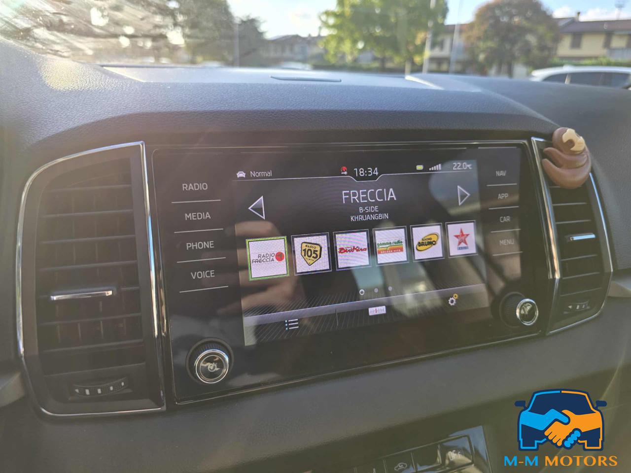 SKODA Karoq 1.5 TSI ACT DSG 4x4 Executive - 14