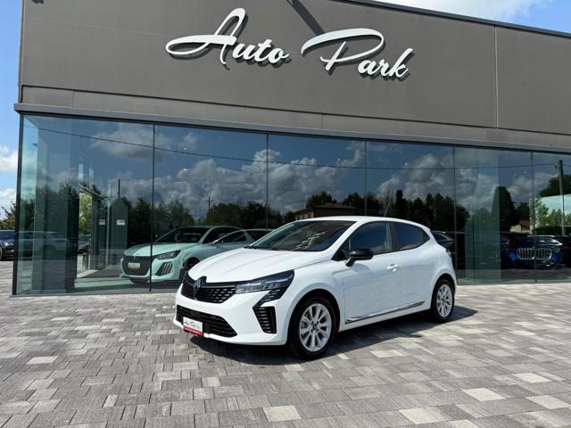 RENAULT Clio Bianco pastello