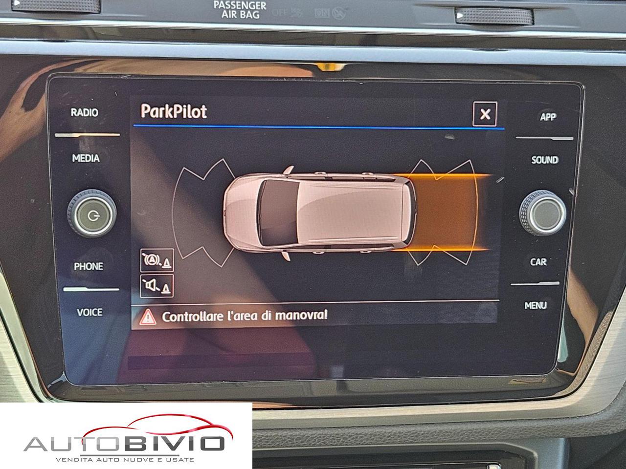 VOLKSWAGEN Touran 1.6 TDI 115 CV SCR DSG Comfortline BlueMotion Tech - 14