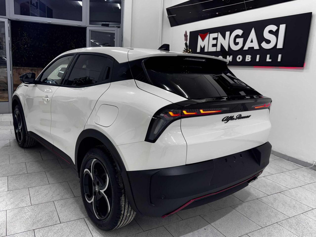 ALFA ROMEO Junior 1.2 145 CV Hybrid eDCT6 Speciale - 9