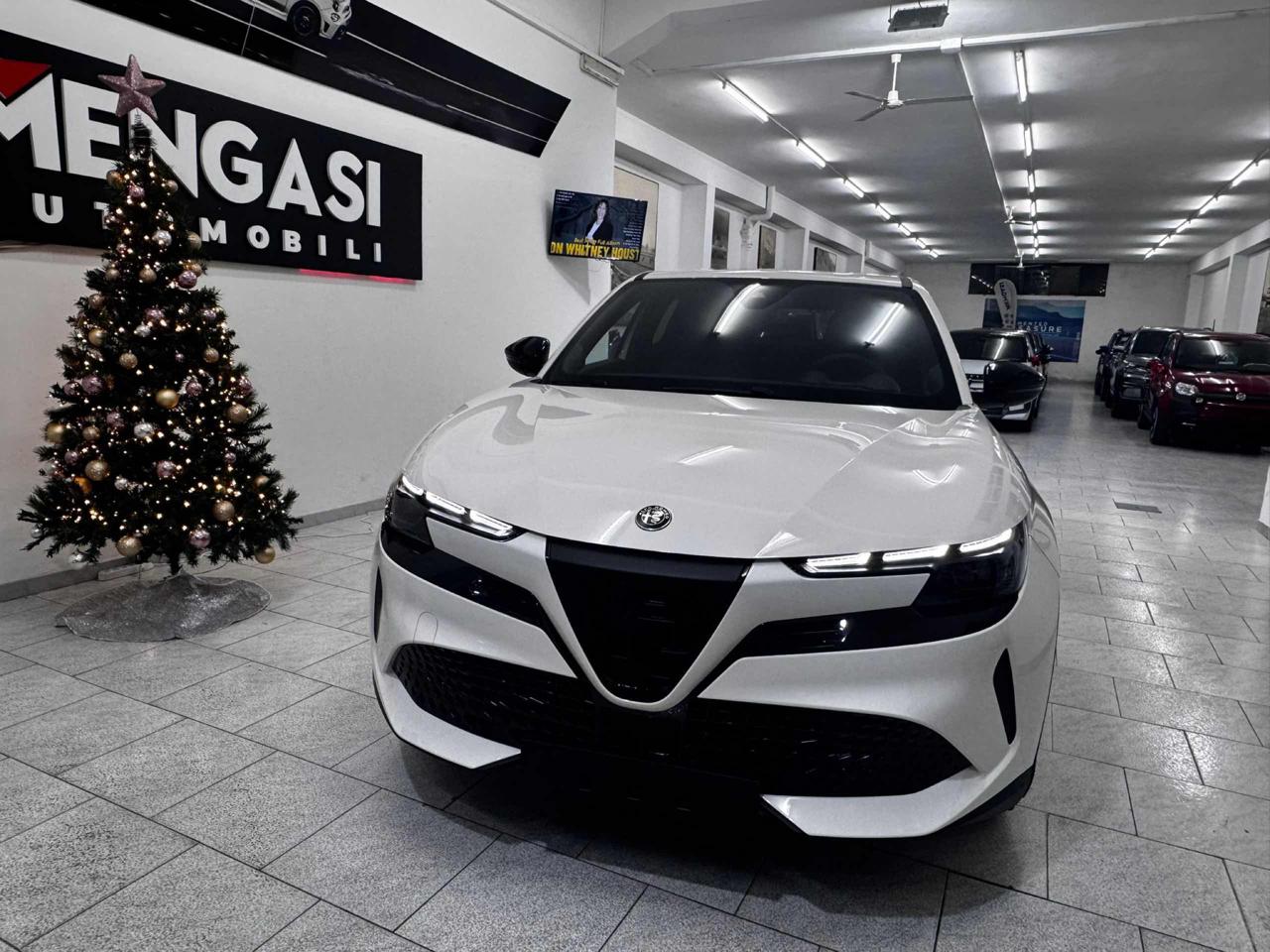 ALFA ROMEO Junior 1.2 145 CV Hybrid eDCT6 Speciale - 2