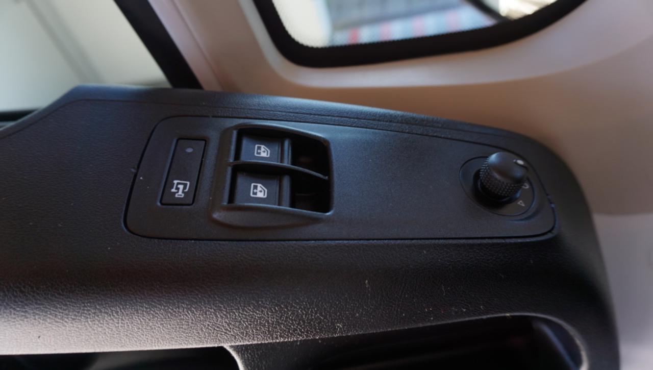 FIAT Ducato 30 2.2 Mjt 140CV PC-TN Panorama - 16