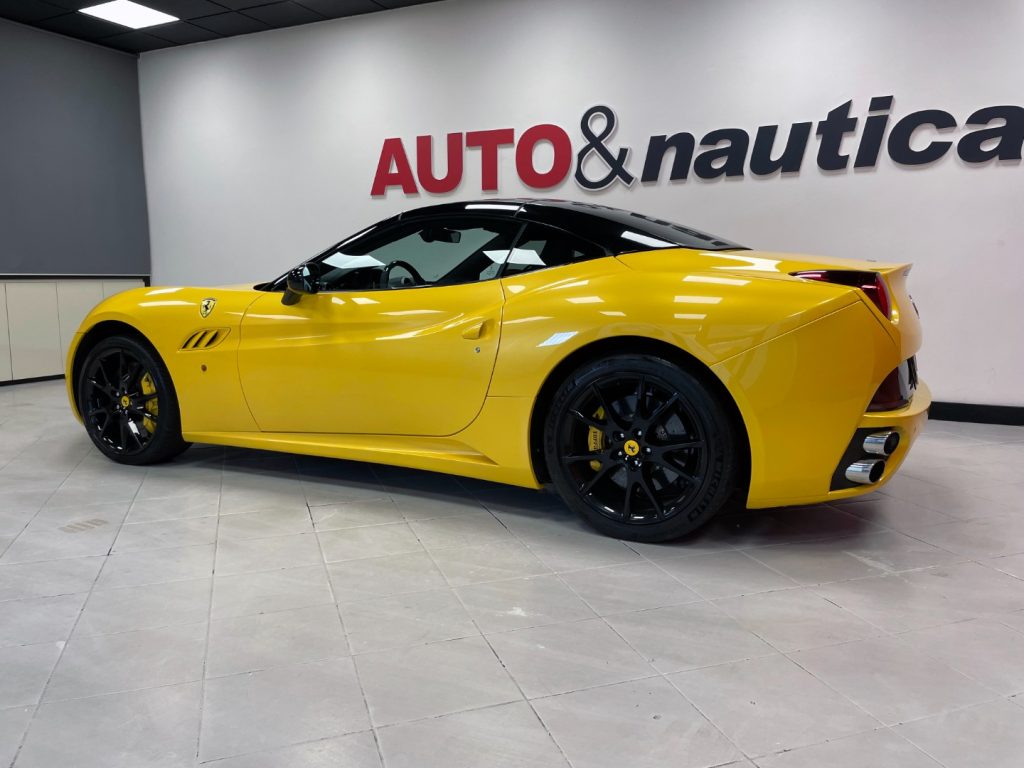 FERRARI California 4.3 DCT - GIALLO TRIPLO STRATO - CARBO - UNICA! - 68