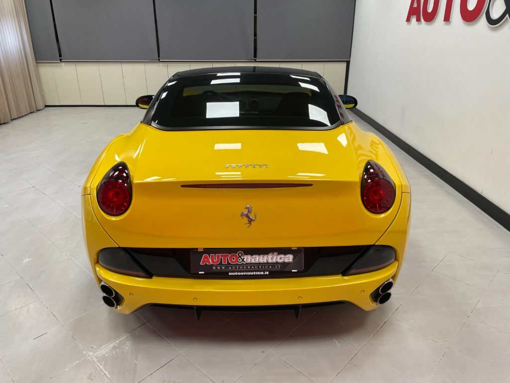 FERRARI California 4.3 DCT - GIALLO TRIPLO STRATO - CARBO - UNICA! - 76