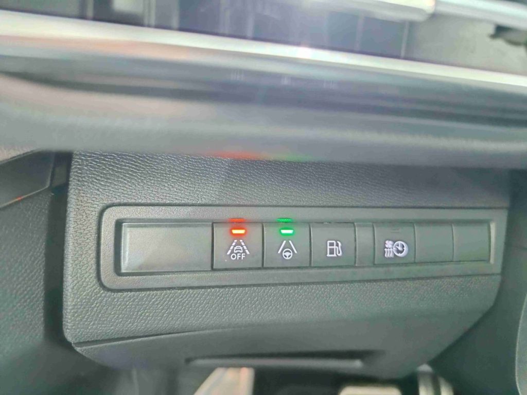 PEUGEOT 3008 Hybrid 225 e-EAT8 GT Pack - 18