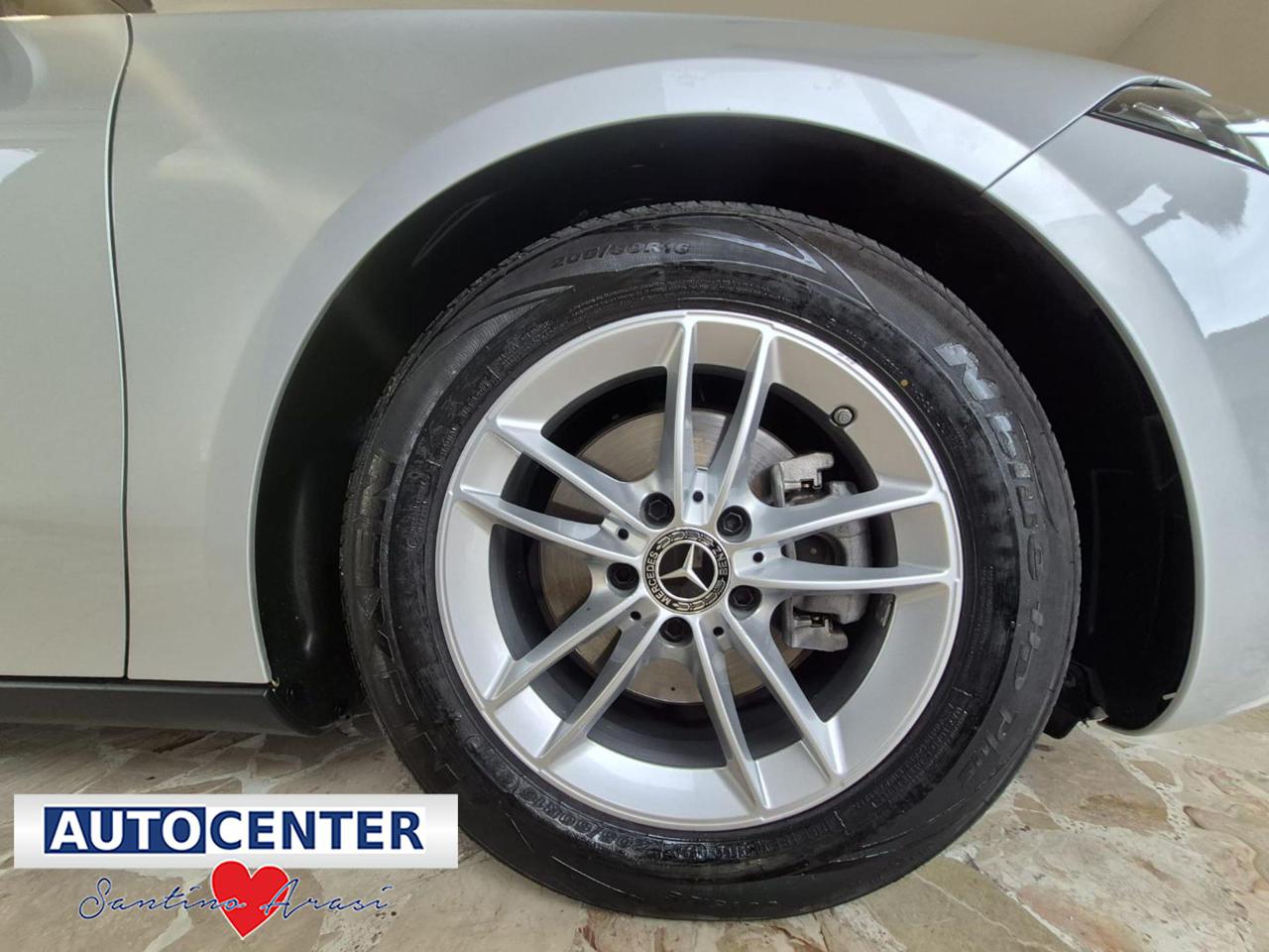 MERCEDES-BENZ A 180 d Automatic Executive - 12