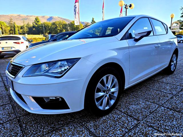 SEAT Leon Bianco pastello