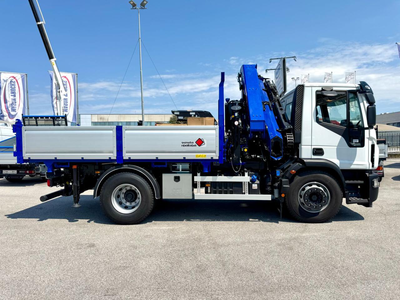 IVECO EUROCARGO 180-320K MY24 - 3