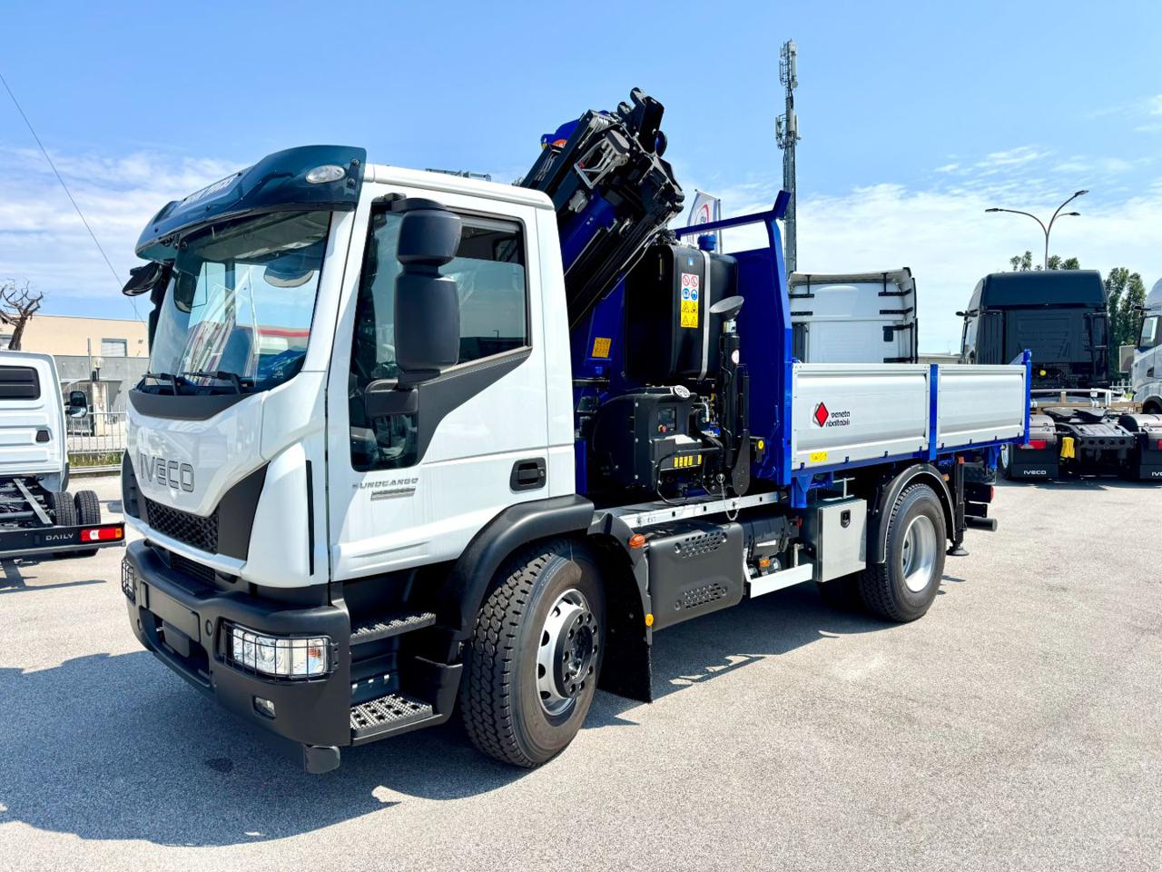 IVECO EUROCARGO 180-320K MY24 - 2