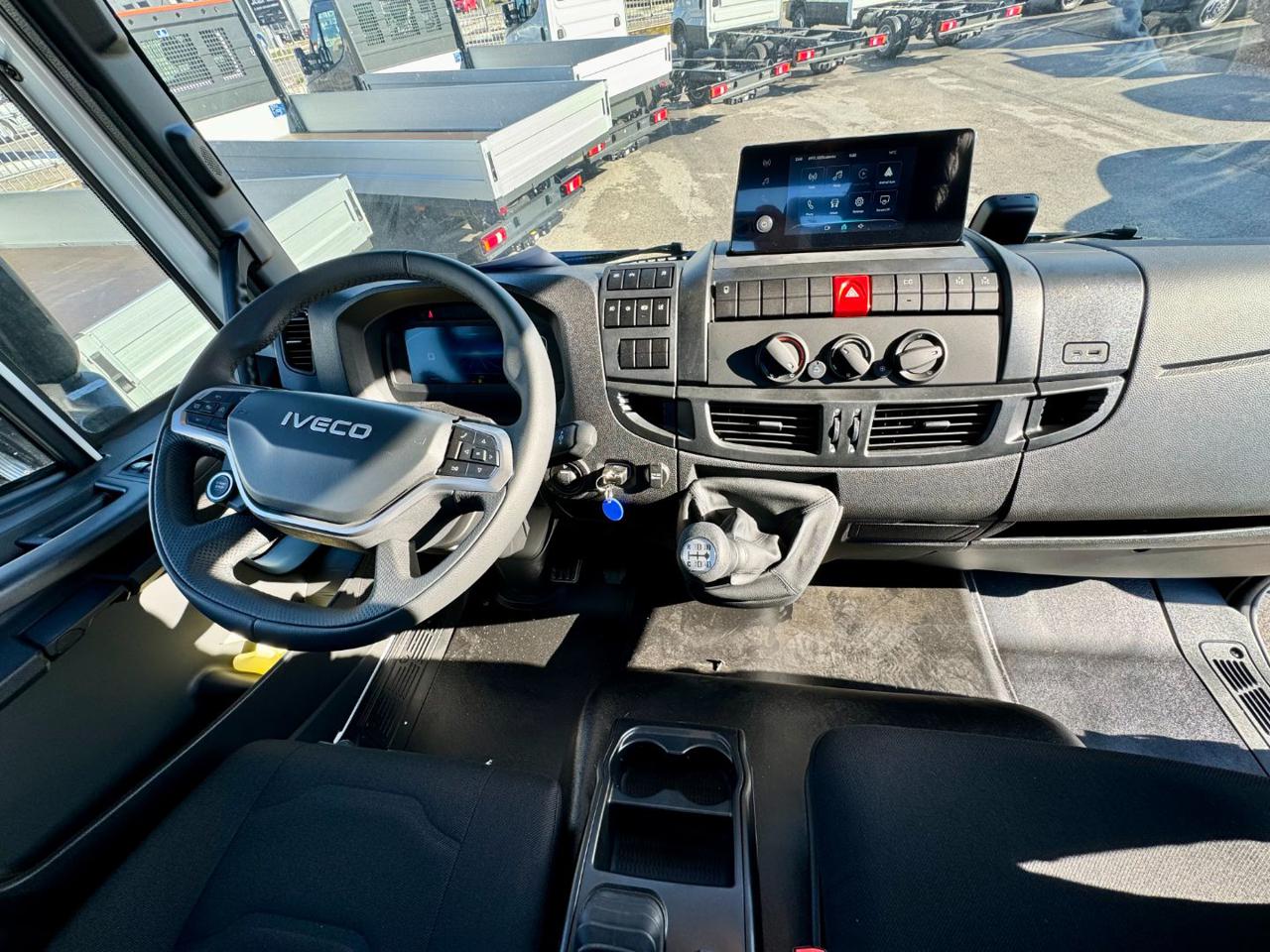 IVECO EUROCARGO 180-320K MY24 - 9