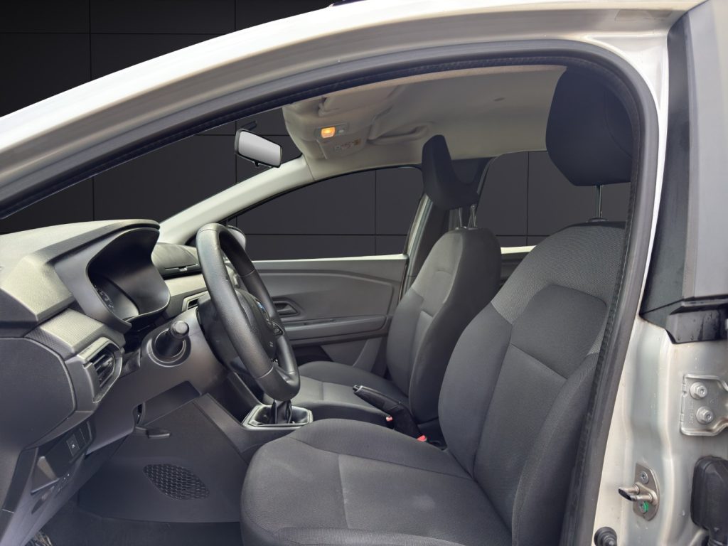 DACIA Jogger 1.0 TCe GPL 100 CV 5 posti Essential - 9