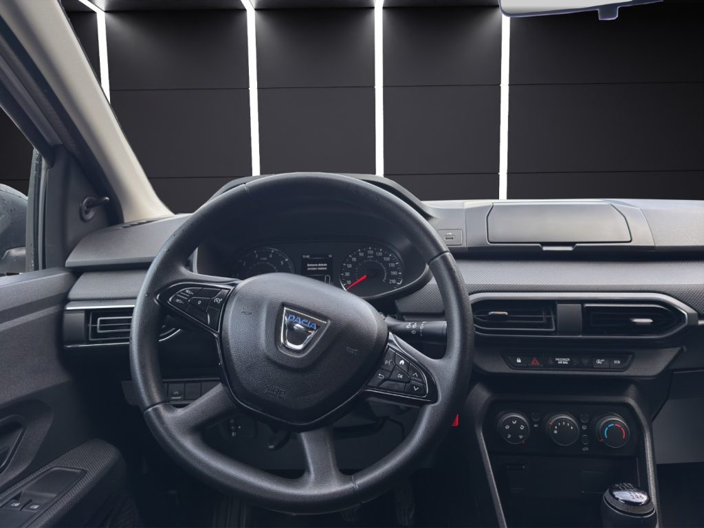 DACIA Jogger 1.0 TCe GPL 100 CV 5 posti Essential - 10