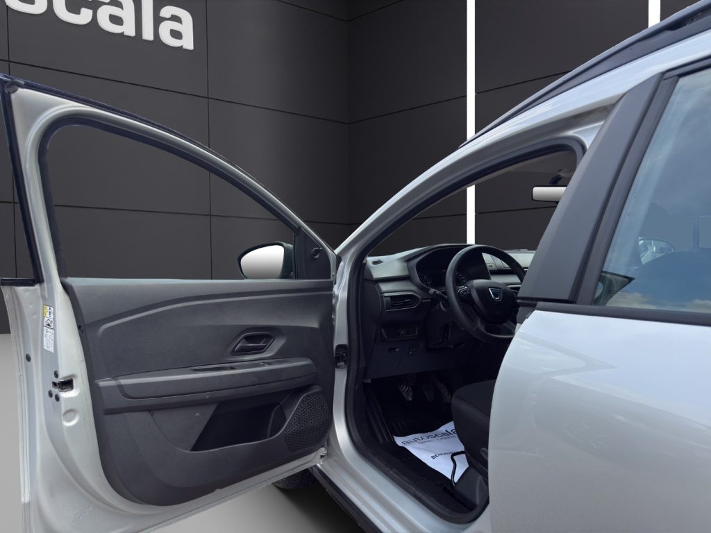 DACIA Jogger 1.0 TCe GPL 100 CV 5 posti Essential - 12