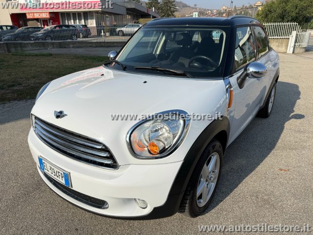 MINI Countryman Bianco pastello