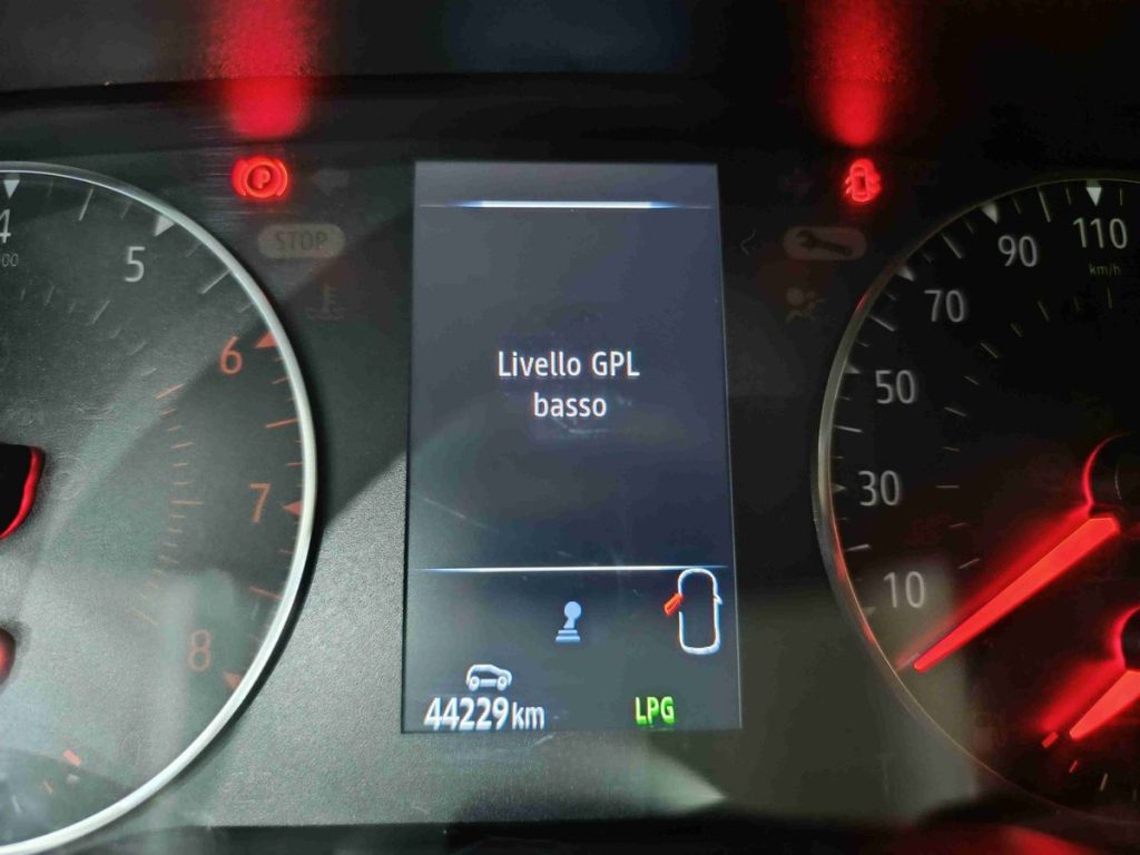 RENAULT Clio TCe 100 CV GPL 5 porte Equilibre - 15