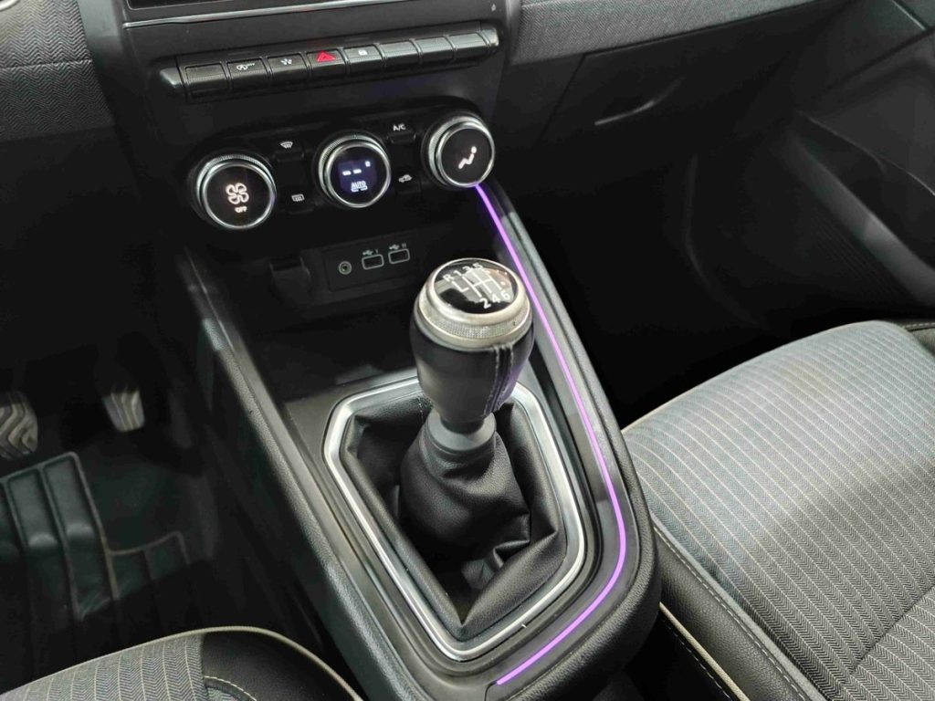 RENAULT Clio TCe 90 CV 5 porte Techno - 8