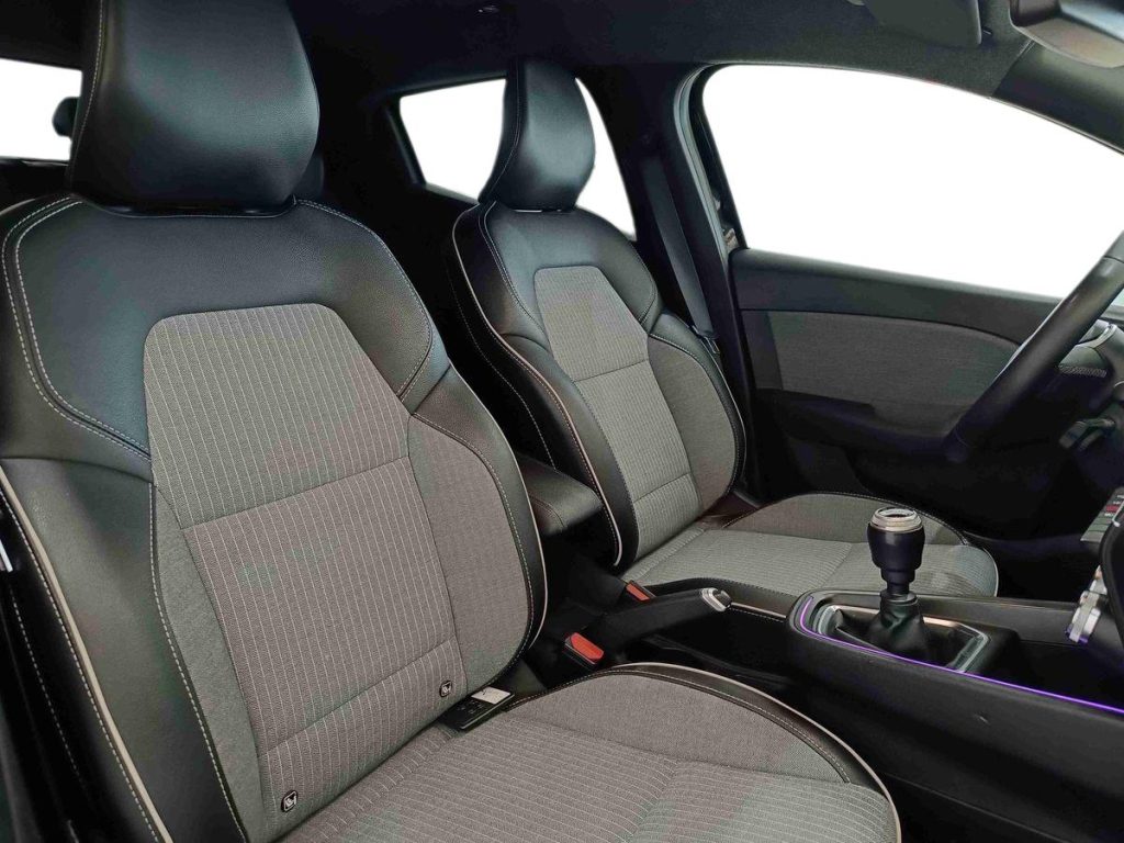 RENAULT Clio TCe 90 CV 5 porte Techno - 10