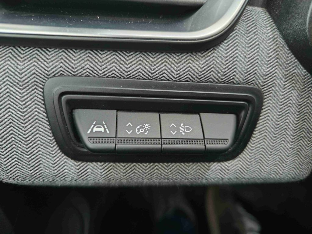 RENAULT Clio TCe 90 CV 5 porte Techno - 18