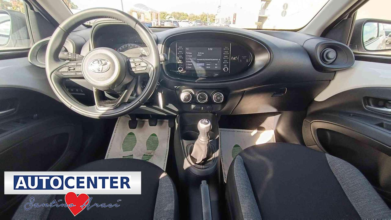 TOYOTA Aygo X 1.0 VVT-i 72 CV 5 porte Active - 13
