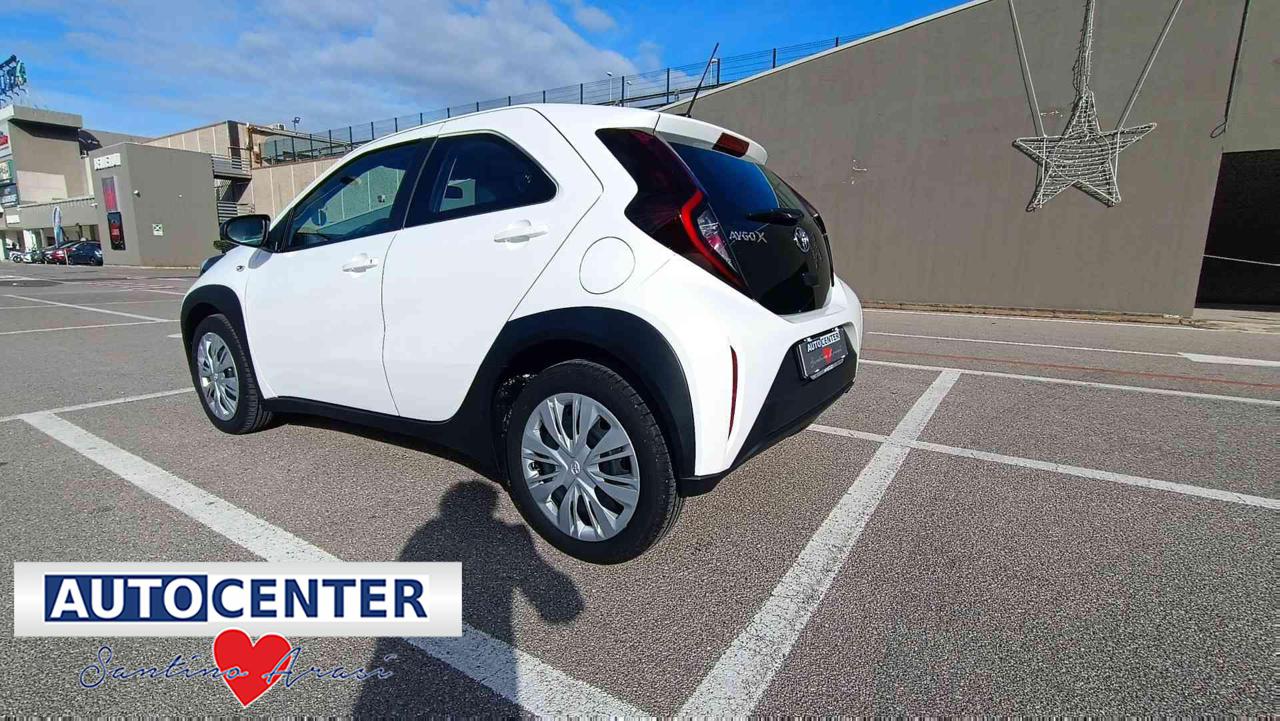 TOYOTA Aygo X 1.0 VVT-i 72 CV 5 porte Active - 4