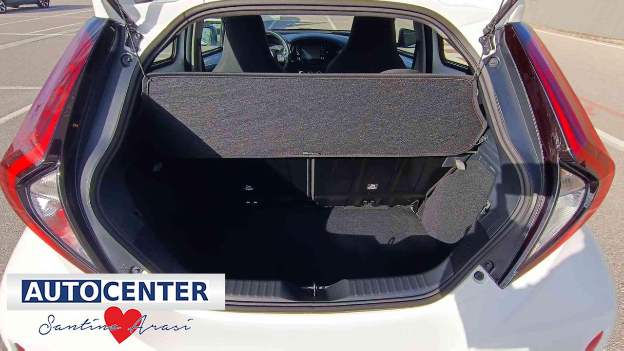 TOYOTA Aygo X 1.0 VVT-i 72 CV 5 porte Active - 11