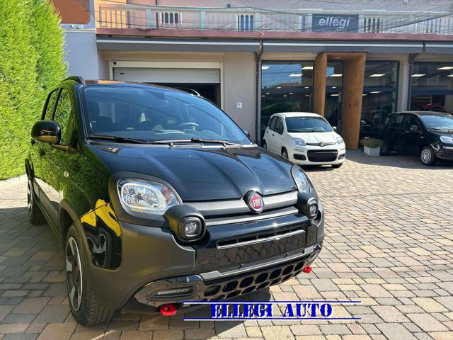 FIAT Panda Cross Nero pastello