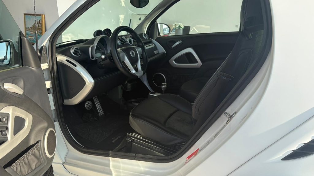 SMART ForTwo 1000 75 kW coupé BRABUS - 4