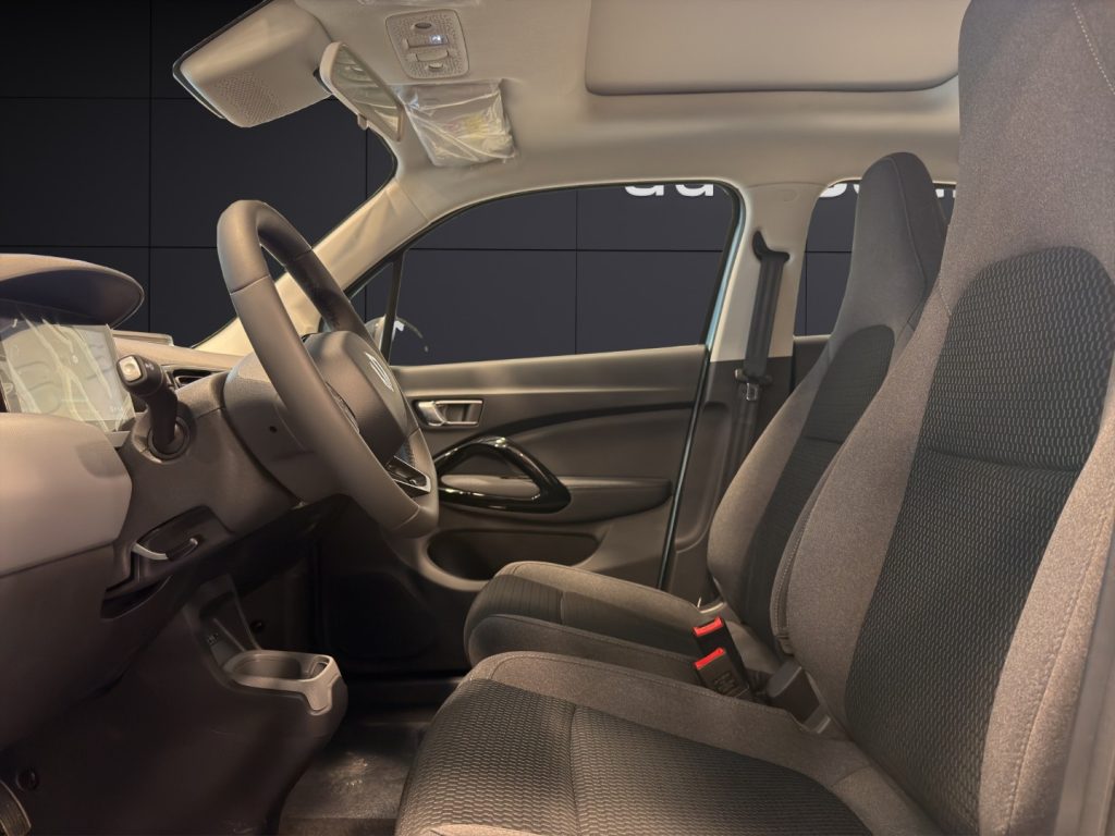 LEAPMOTOR T03 70kW - 7