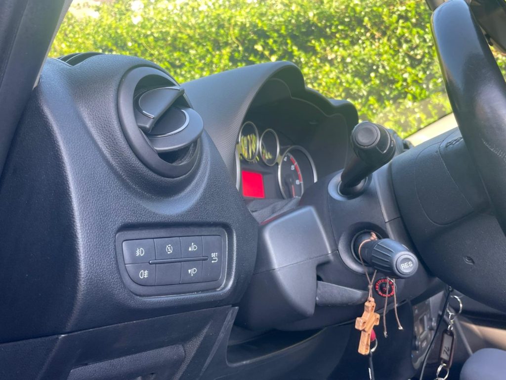 ALFA ROMEO MiTo 1.3 JTDm 95 CV S&S - 19