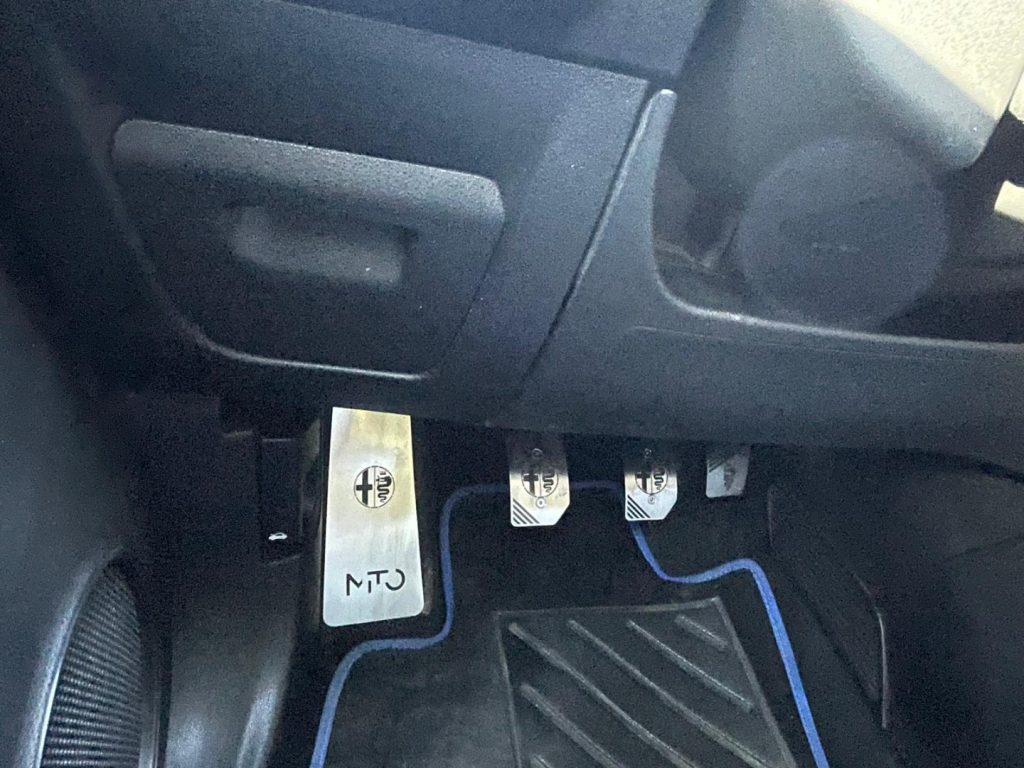 ALFA ROMEO MiTo 1.3 JTDm 95 CV S&S - 26