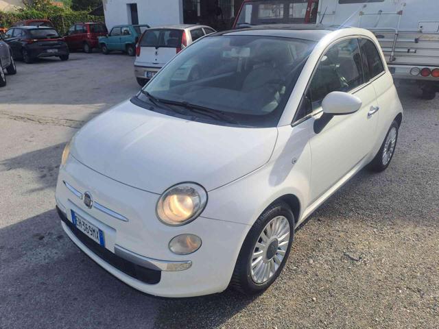 FIAT 500 Bianco pastello
