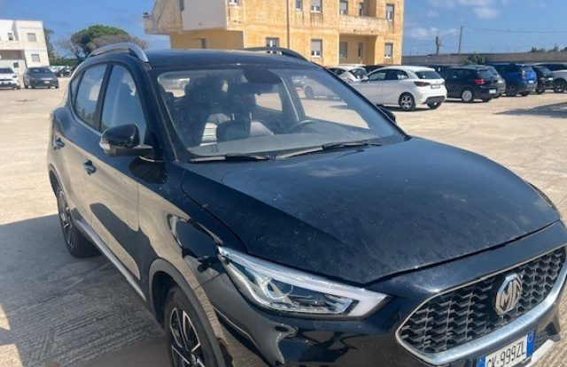 MG ZS Nero pastello