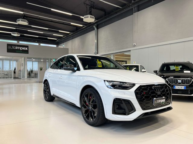 AUDI SQ5 Bianco pastello