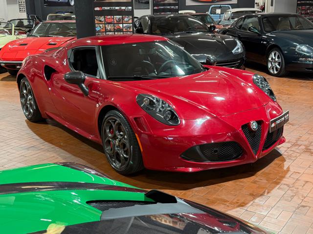 ALFA ROMEO 4C Rosso Alfa pastel