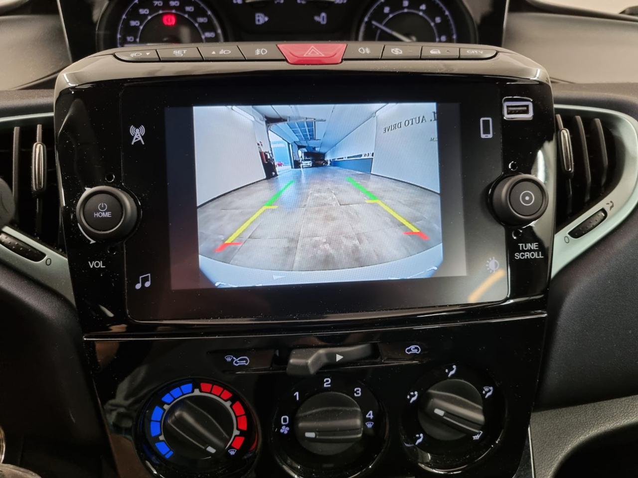 LANCIA Ypsilon 1.0 FireFly 5 porte S&S Hybrid Platino - 8