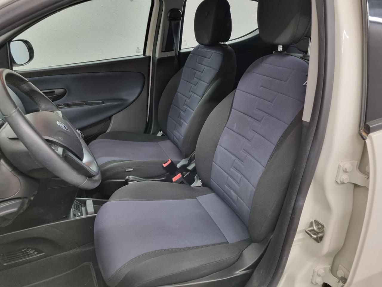 LANCIA Ypsilon 1.0 FireFly 5 porte S&S Hybrid Platino - 19