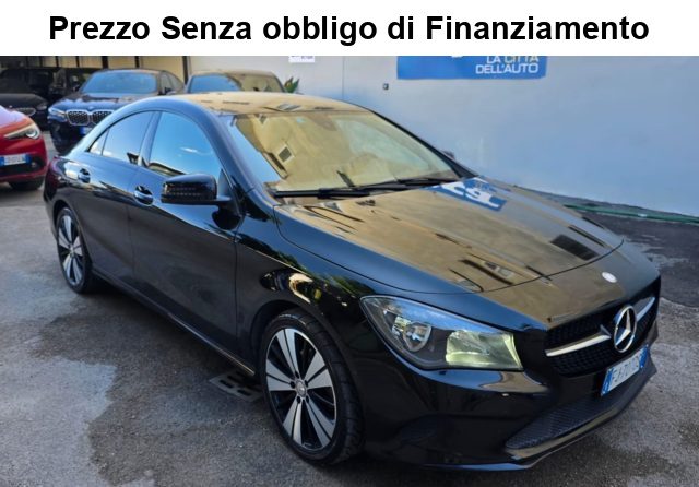 MERCEDES-BENZ CLA 200 Nero metallizzato