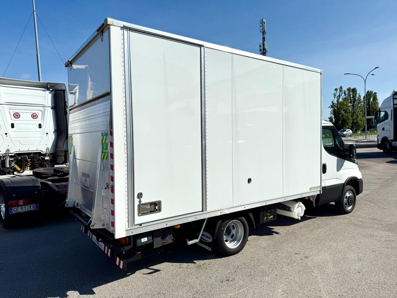 IVECO DAILY  35c180 - 4