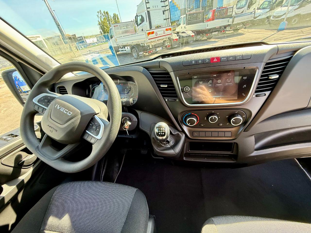 IVECO DAILY  35c180 - 14