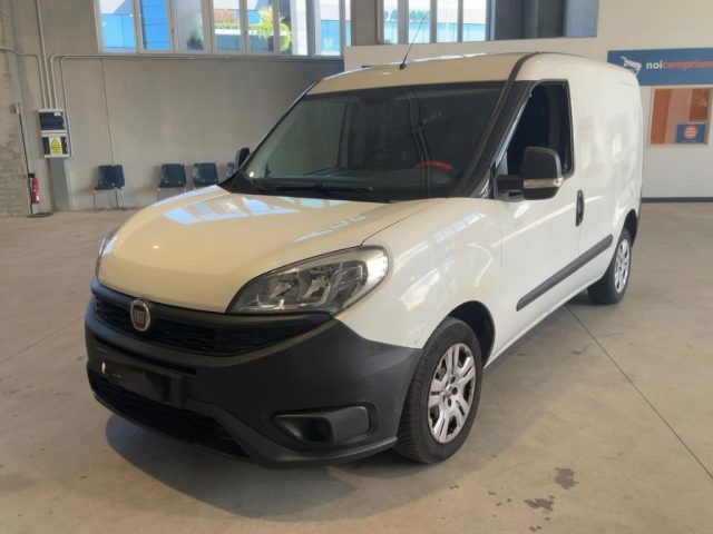 FIAT Doblo Bianco pastello