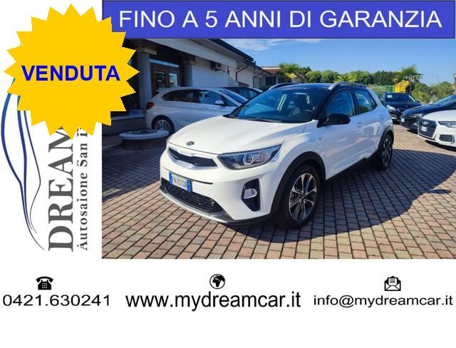 KIA Stonic Bianco pastello