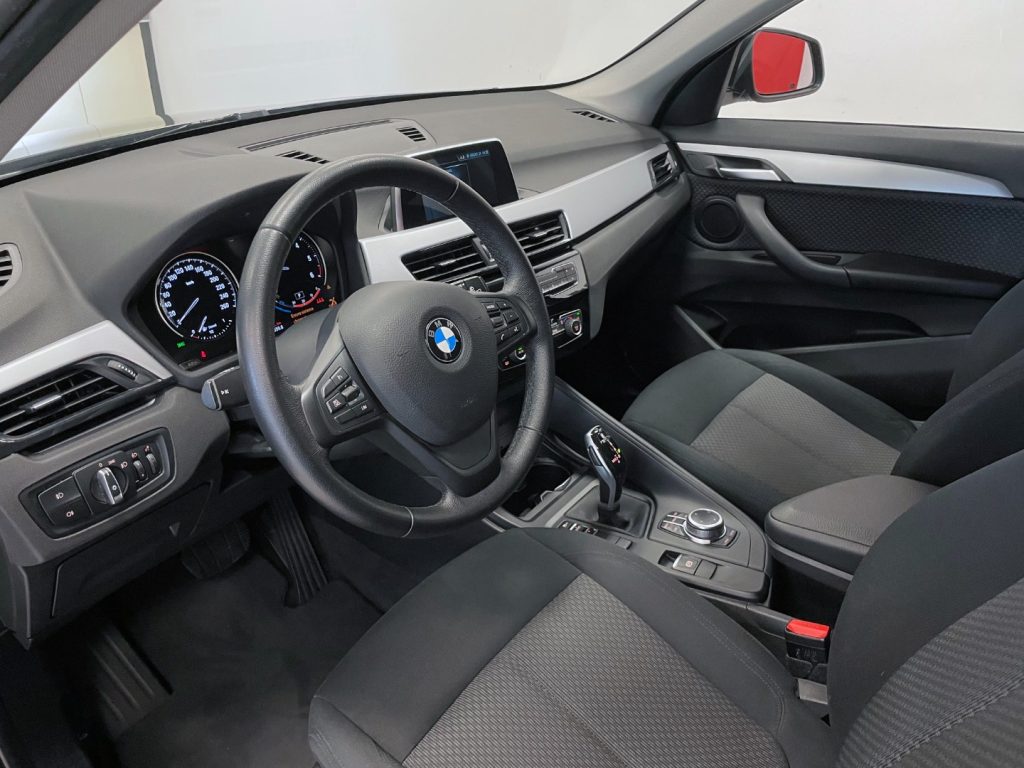 BMW X1 SDRIVE 18D BUSINESS AUTO MY18 - 16